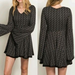 🖤Hem & Thread Fit & Flare Floral Minidress